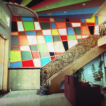 Soben Sensok Guesthouse Пном Пен Екстериор снимка
