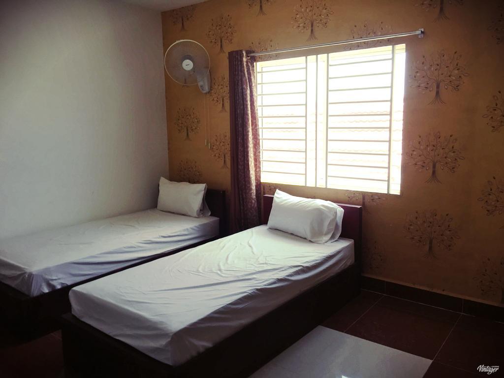 Soben Sensok Guesthouse Пном Пен Екстериор снимка