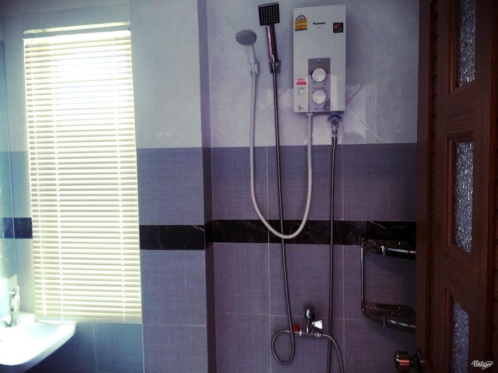 Soben Sensok Guesthouse Пном Пен Екстериор снимка